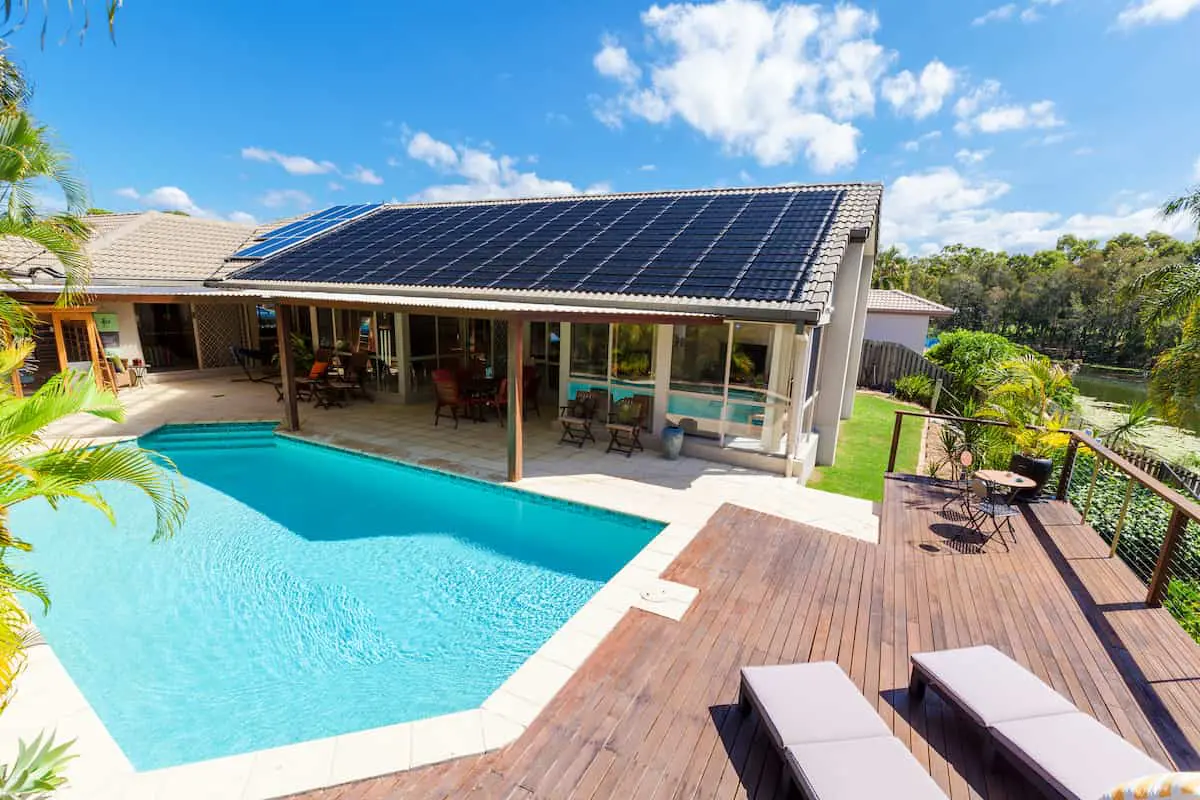 heat the pool with solar panels